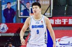 外线差距悬殊！北京三分41投16中命中率仅39% 山西三分31中8