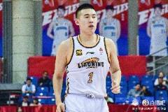 付豪替补登场10分钟贡献7分2板正负值-11