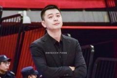 杨鸣感谢球迷不离不弃的支持