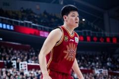 张宁：休赛期将加强传球训练并提升团队配合能力