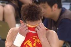 孙铭徽15投2中！师何工？5分6板5助3失误4犯规