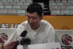 周琦：眼镜戴了三场仍适应 试过其他仍选原款