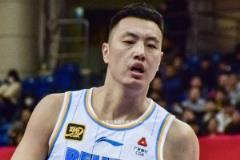 翟晓川：胡金秋在要位时知道自己尺寸不对但无能为力