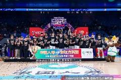 周赫：广厦配得上总冠军，核心与关键配角齐备，祝贺他们登顶CBA
