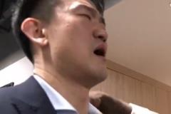 王博赛后更衣室激动落泪：我们是总冠军，感谢大家