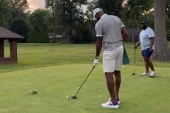 詹姆斯：高尔夫第二天体验虽不完美但乐在其中⛳️
