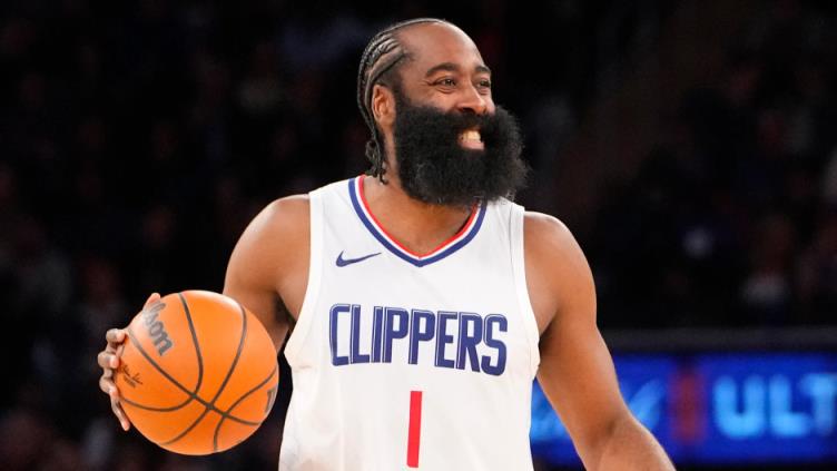 NBA最新交易：哈登迎来空接新威胁，伦纳德有望重返3号位，快船阵容更灵活